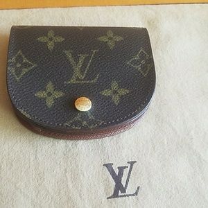 Authentic Louis Vuitton coin purse bag